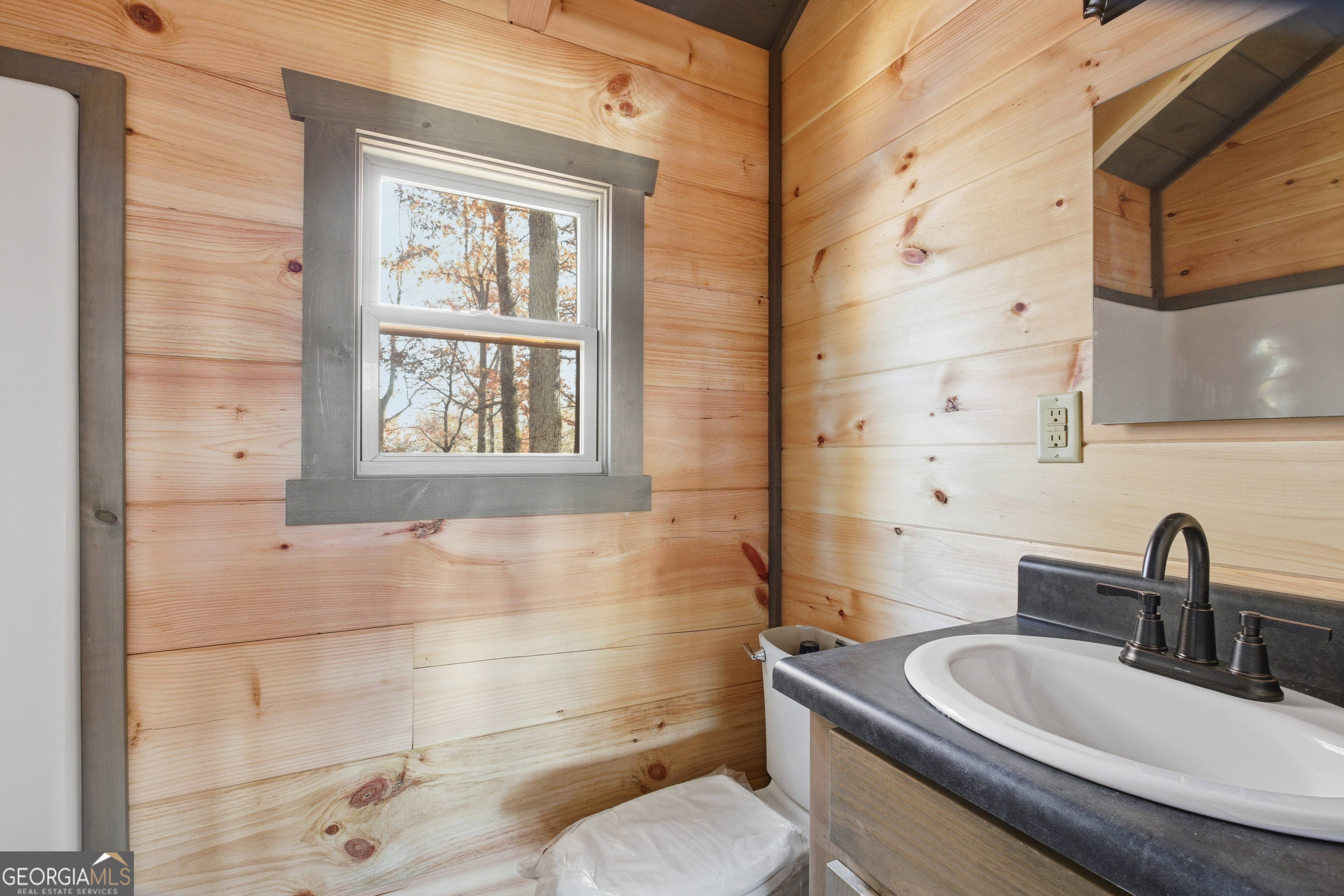527 Saunders Road, Unit 19 Franklin, NC 28734 - Photo 14 of 17