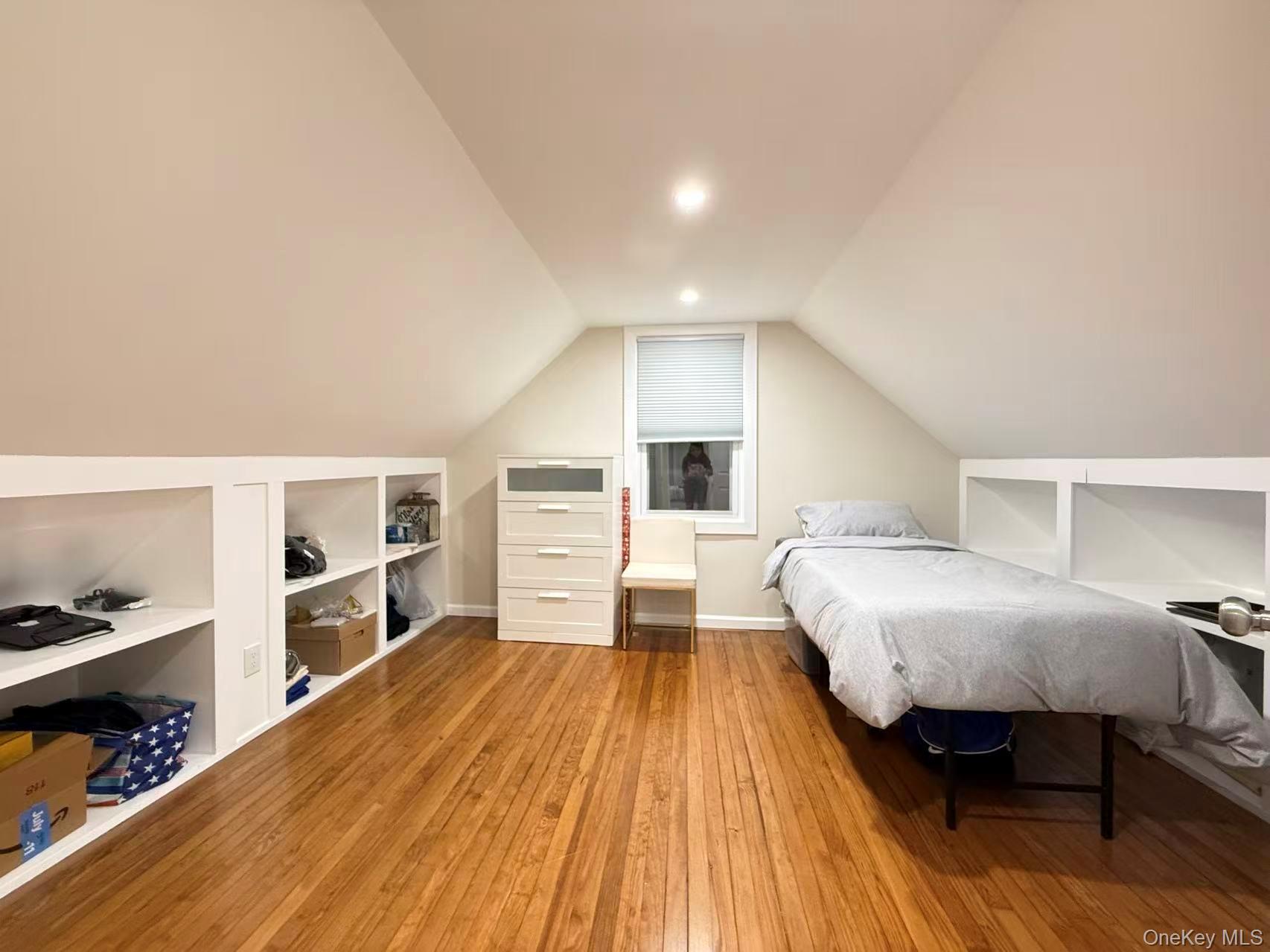 55 Keller Street Valley Stream, NY 11580 - Photo 11 of 16