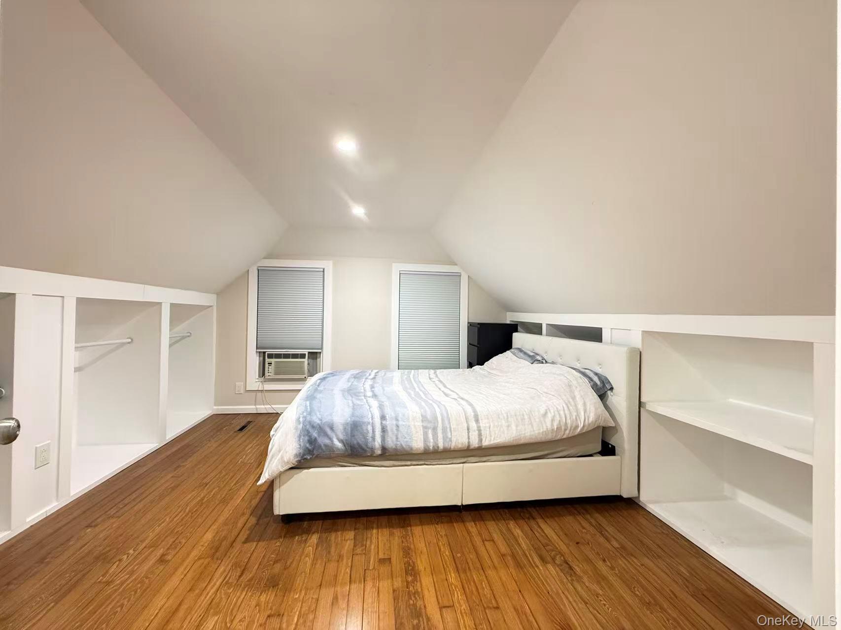 55 Keller Street Valley Stream, NY 11580 - Photo 13 of 16