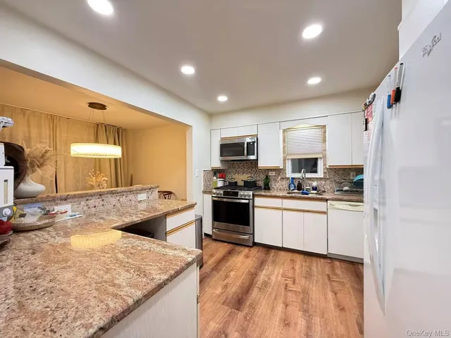 $868,000 | 55 Keller Street, Valley Stream, NY 11580