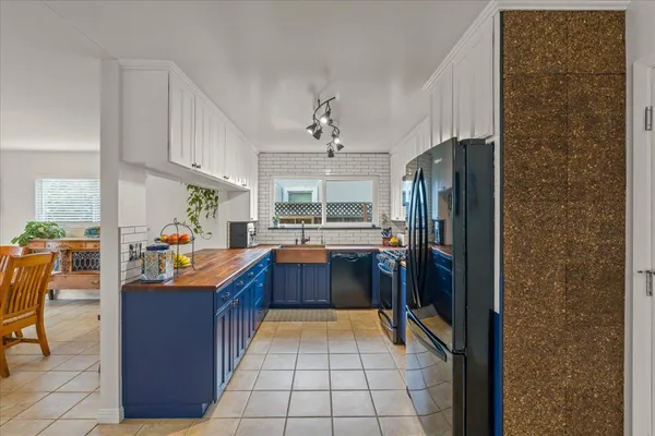 $949,000 | 1330 Redwood Lane, Gilroy, CA 95020