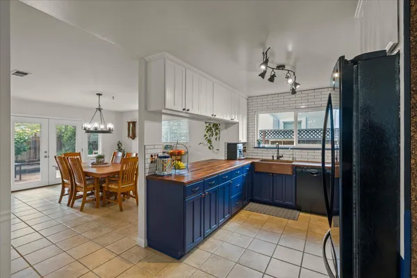 $949,000 | 1330 Redwood Lane, Gilroy, CA 95020