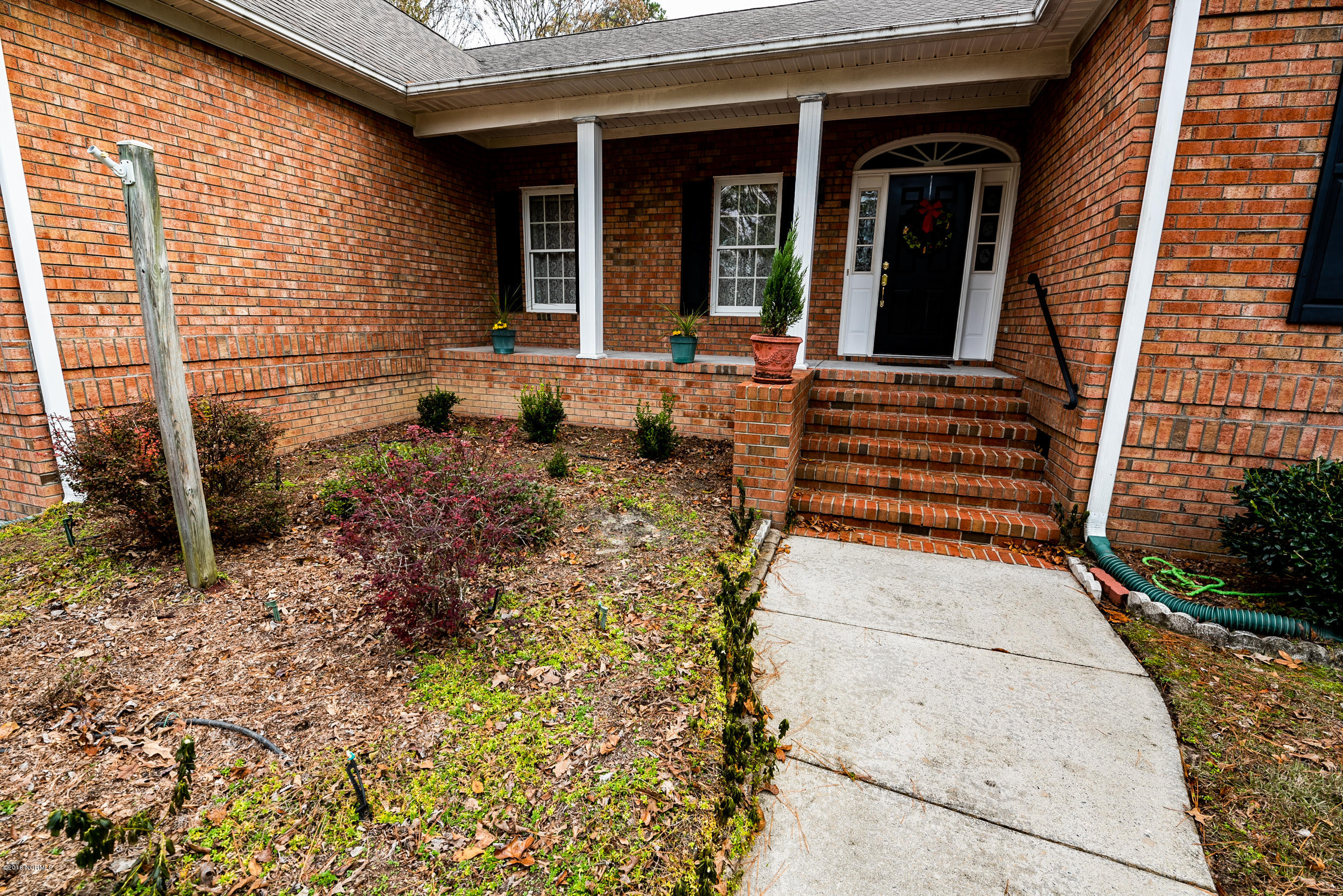 1892 Jack Rabbit Lane New Bern, NC 28562 - Photo 6 of 44 RAD_1860