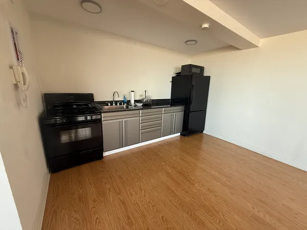 $420,000 | 5801 North Sheridan Road, Unit 18C, Chicago, IL 60660