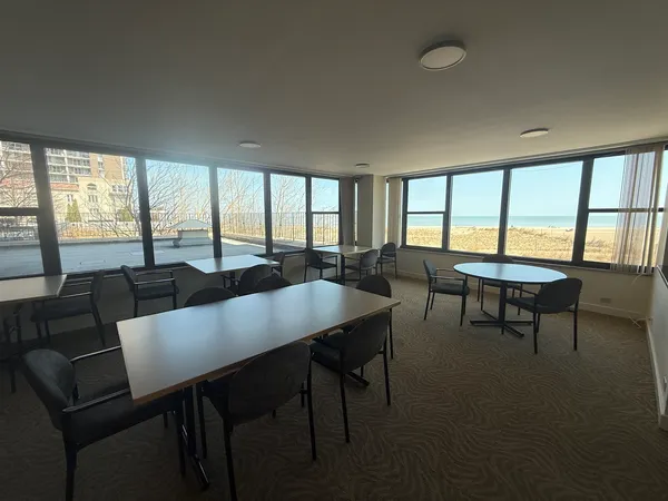 $420,000 | 5801 North Sheridan Road, Unit 18C, Chicago, IL 60660