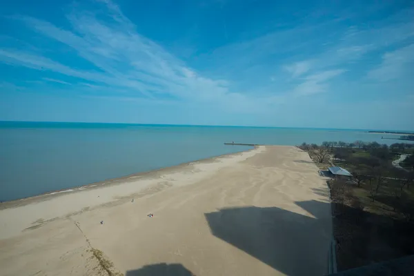 $420,000 | 5801 North Sheridan Road, Unit 18C, Chicago, IL 60660