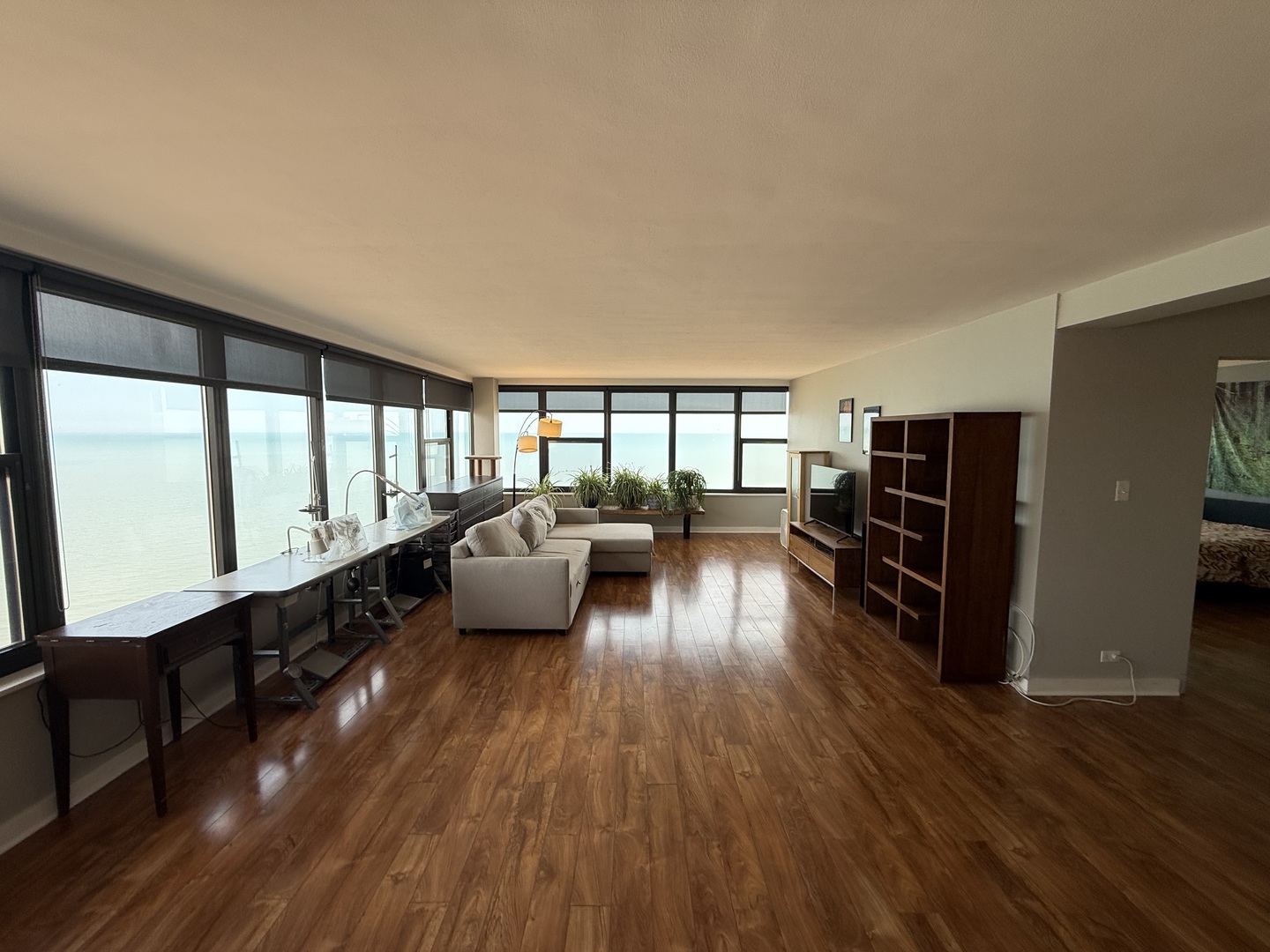 5801 North Sheridan Road, Unit 18C Chicago, IL 60660 - Photo 37 of 37