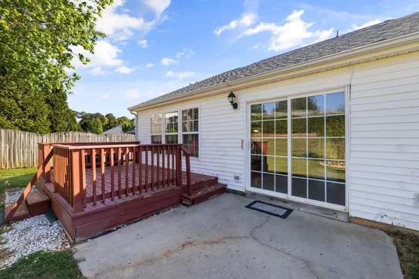 $2,050 | 6332 Saybrooke Drive, Raleigh, NC 27604