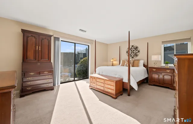 $359,900 | 168 Hollister Way South, Glastonbury, CT 06033