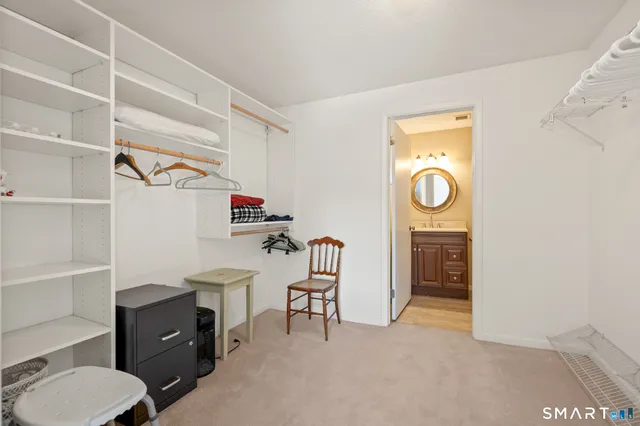 $359,900 | 168 Hollister Way South, Glastonbury, CT 06033