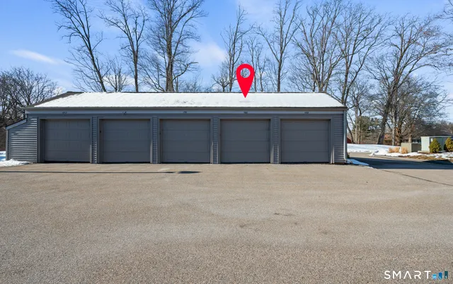 $359,900 | 168 Hollister Way South, Glastonbury, CT 06033