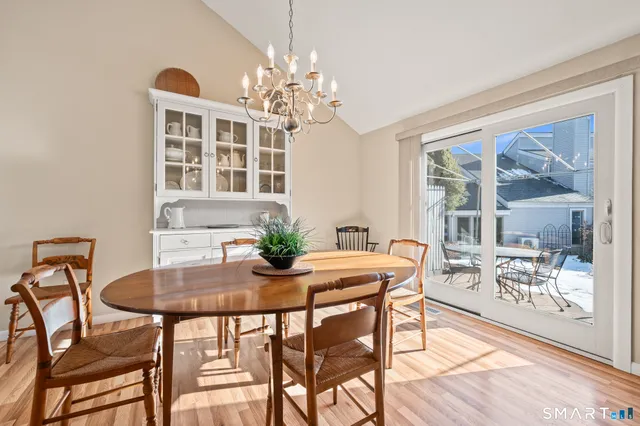 $359,900 | 168 Hollister Way South, Glastonbury, CT 06033