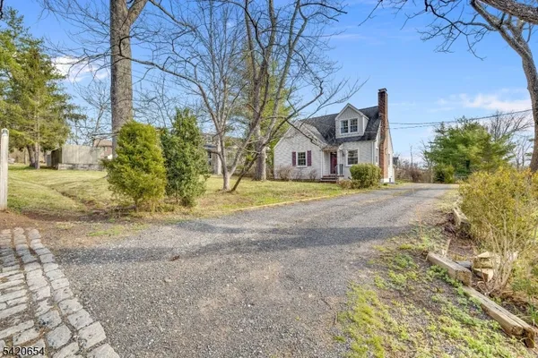 $3,900 | 24 Riverwood Avenue, Bedminster, NJ 07921