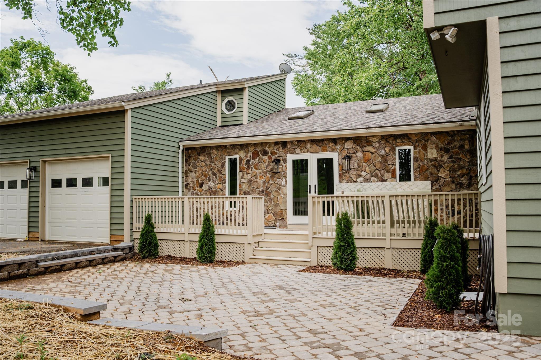 136 Day Drive Boone, NC 28607 - Photo 8 of 48 Gallery Image 8