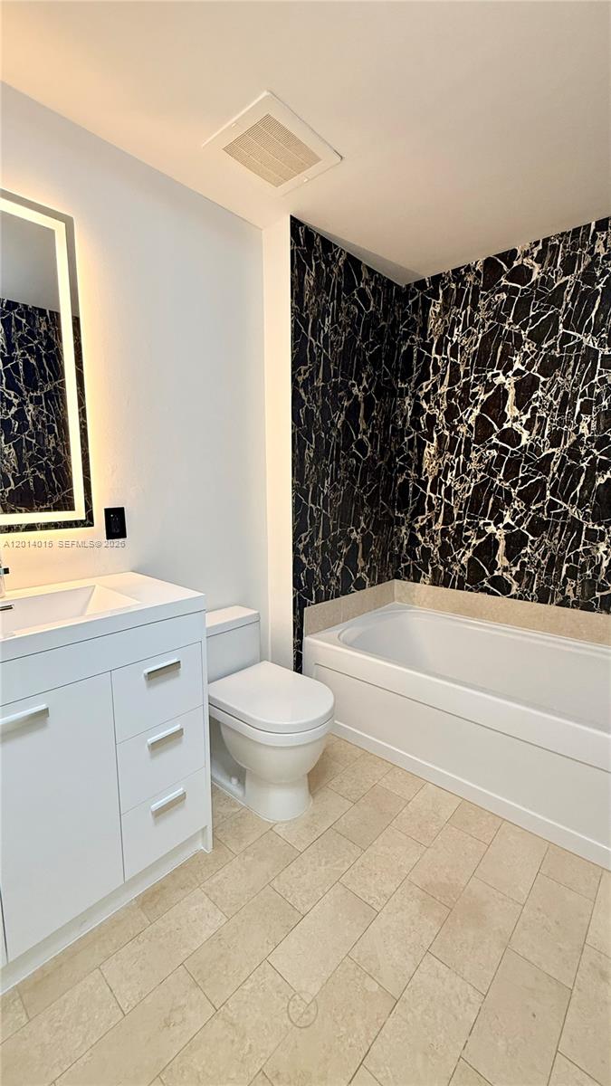 79 Southwest 12th Street, Unit 4008S Miami, FL 33130 - Photo 11 of 15