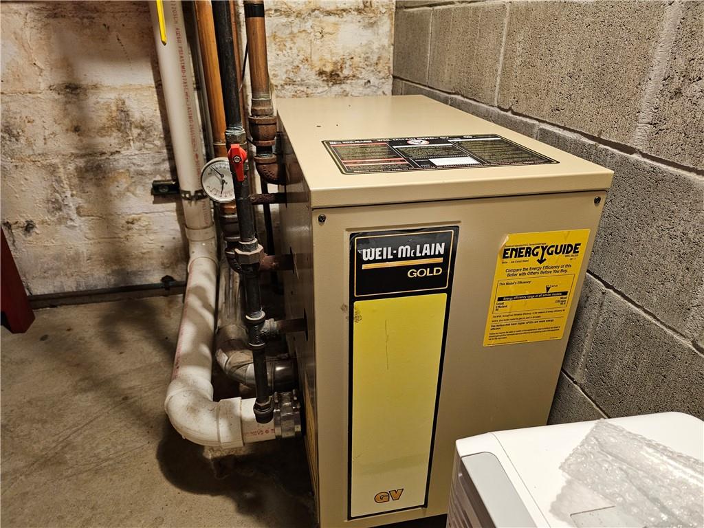1903 Sandy Lake-Grove City Road Jackson Center, PA 16133 - Photo 17 of 24 a view of bathroom