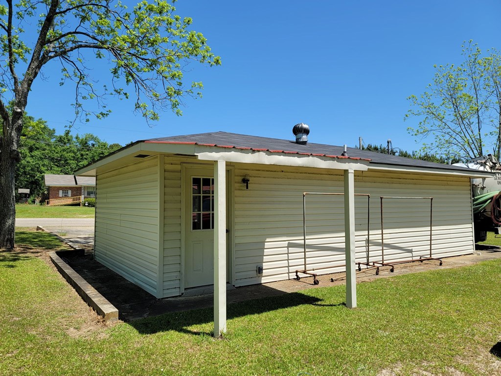 30104 County Line Loop Opp, AL 36467 - Photo 39 of 42 back door for Mother in-law suite