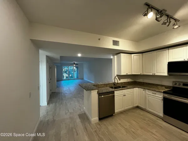 $2,600 | 735 Pilot Lane, Unit 302, Merritt Island, FL 32952