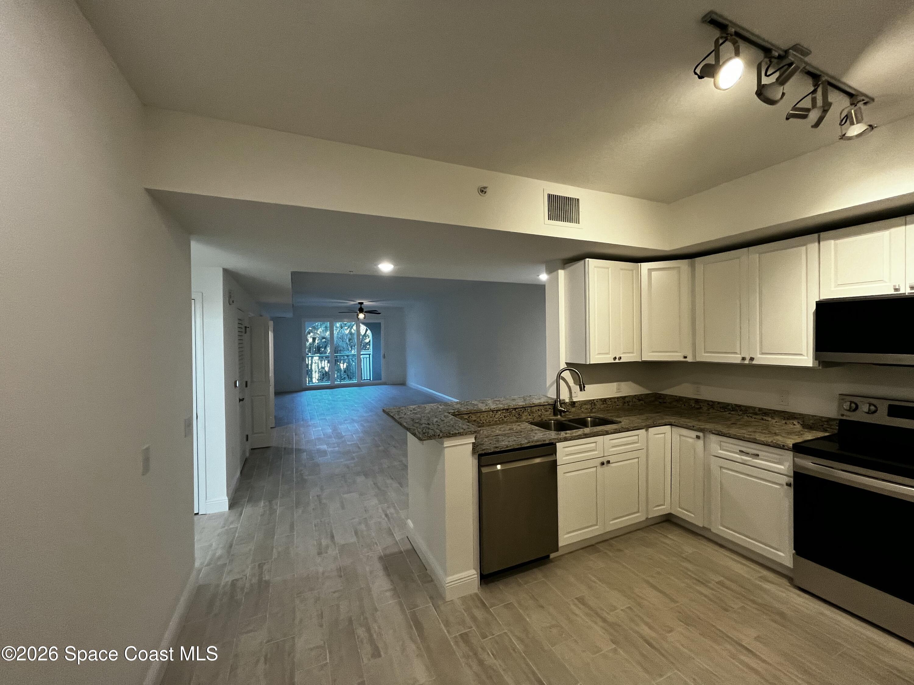 735 Pilot Lane, Unit 302 Merritt Island, FL 32952 - Photo 7 of 25 1000007661
