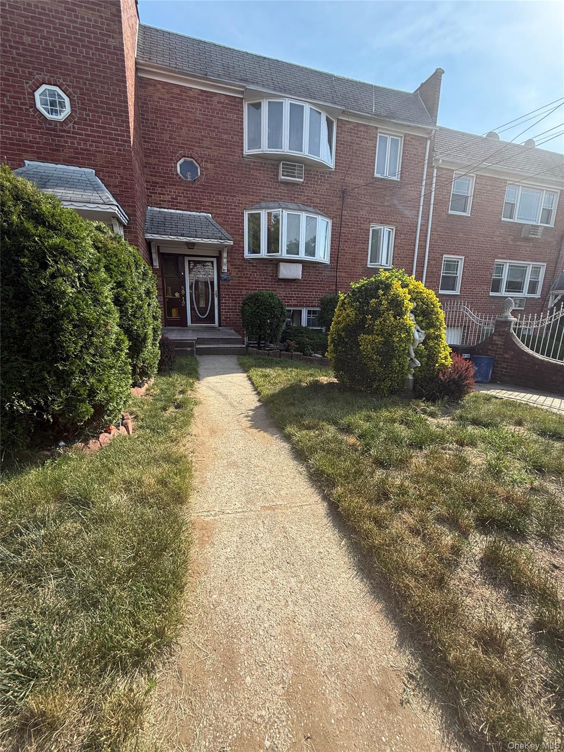 89-12 Desarc Road Queens, NY 11417 - Photo 1 of 10