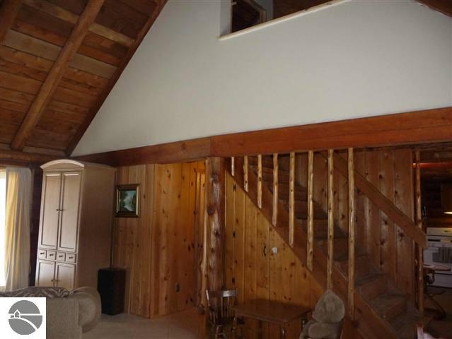 2519 Gonder Road Interlochen, MI 49643 - Photo 10 of 15 1711604-9.JPG