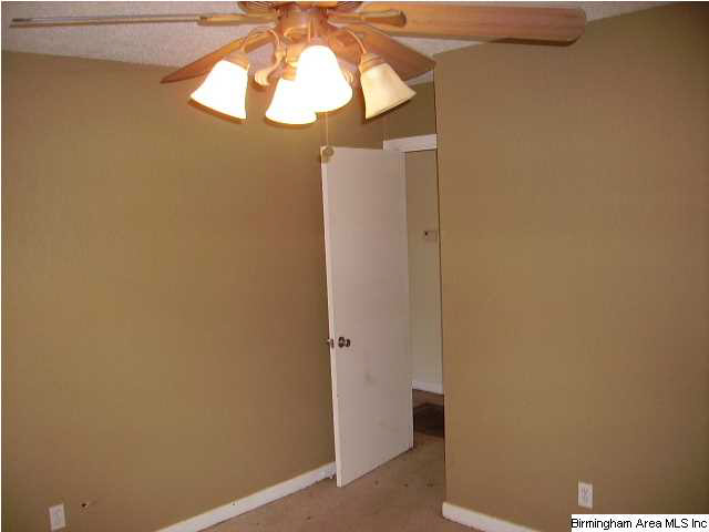 124 Gwin Avenue Bessemer, AL 35023 - Photo 10 of 13