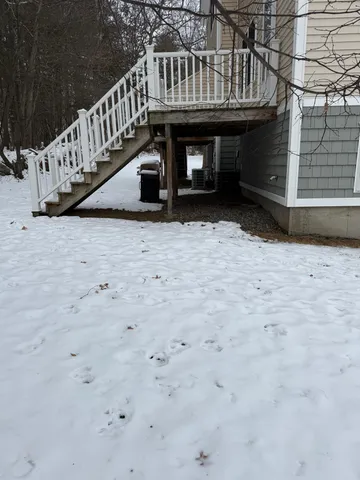 $2,750 | 607 Holt Avenue, Manchester, NH 03109