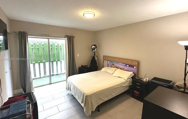 $295,995 | 250 Northwest 107th Avenue, Unit 202, Miami, FL 33172