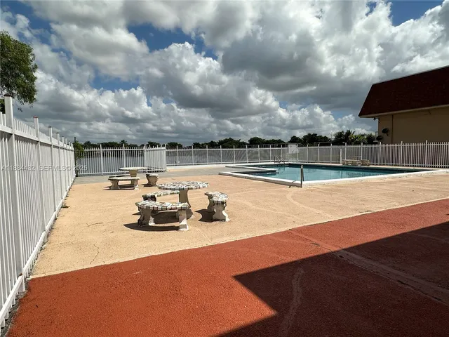 $295,995 | 250 Northwest 107th Avenue, Unit 202, Miami, FL 33172