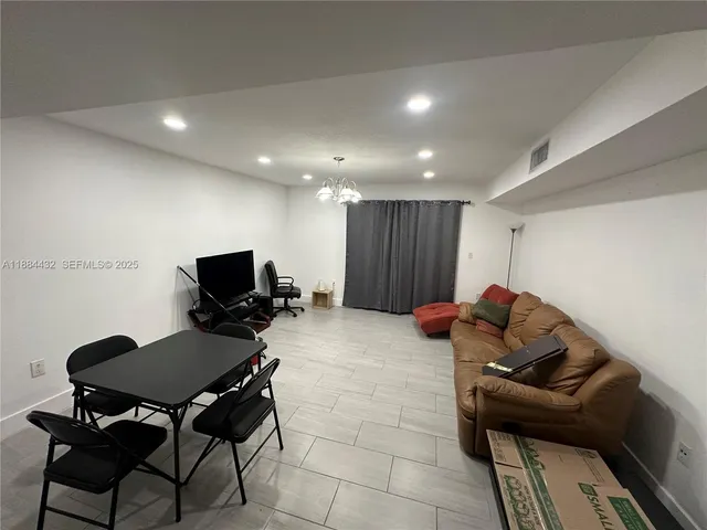 $295,995 | 250 Northwest 107th Avenue, Unit 202, Miami, FL 33172