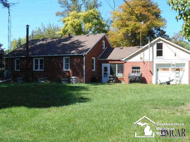 2036 Vivian Road Monroe, MI 48162 - Photo 26 of 28 21214759-25.JPG