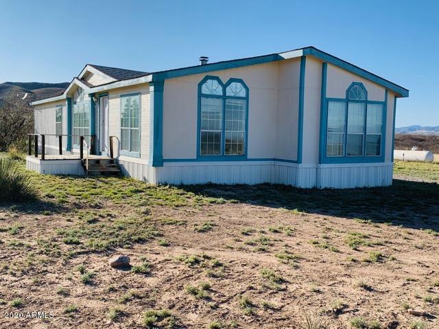 022-264809 side of home