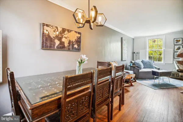 $3,775 | 821 Church Street, Alexandria, VA 22314
