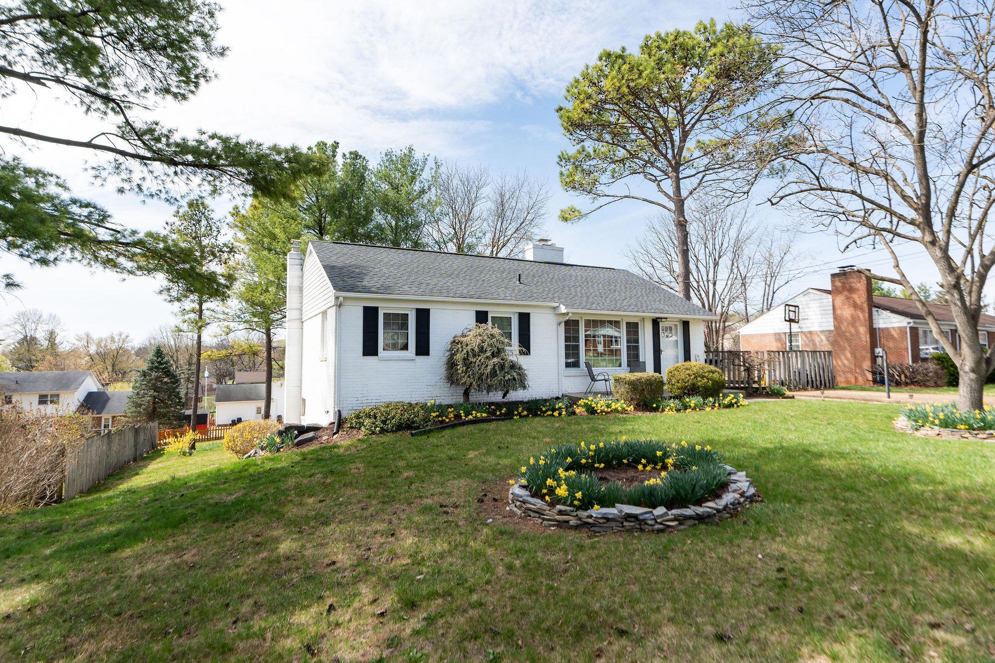 85 Sharon Street Harrisonburg, VA 22801 - Photo 36 of 49