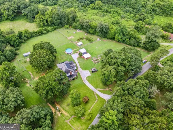 an aerial view of a yard