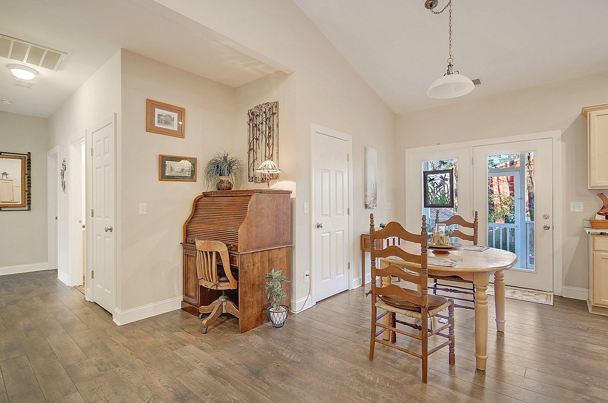 124 Lodestone Court Moncks Corner, SC 29461 - Photo 17 of 29 19-web-or-mls-CREM_124 Lodestone_019