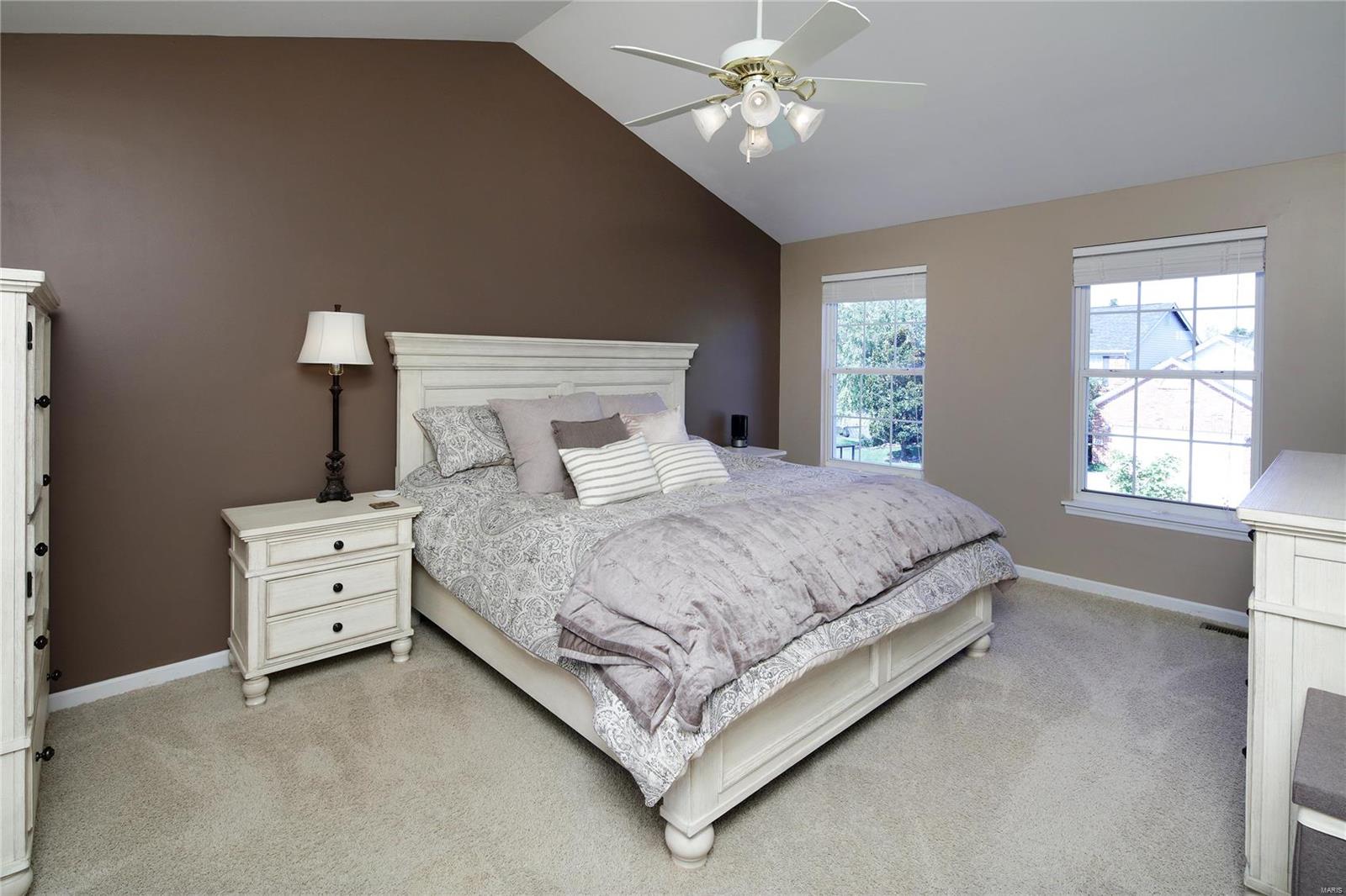 737 Castle Ridge Drive Ballwin, MO 63021 - Photo 13 of 21 Gallery Image 13