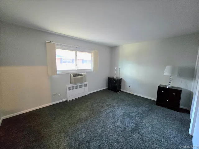 $269,990 | 111 Edmunton Drive, Unit G4, North Babylon, NY 11703