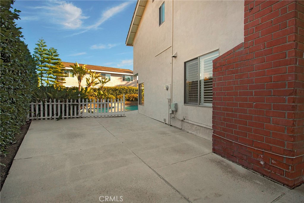 3808 Mistral Drive Huntington Beach, CA 92649 - Photo 26 of 28