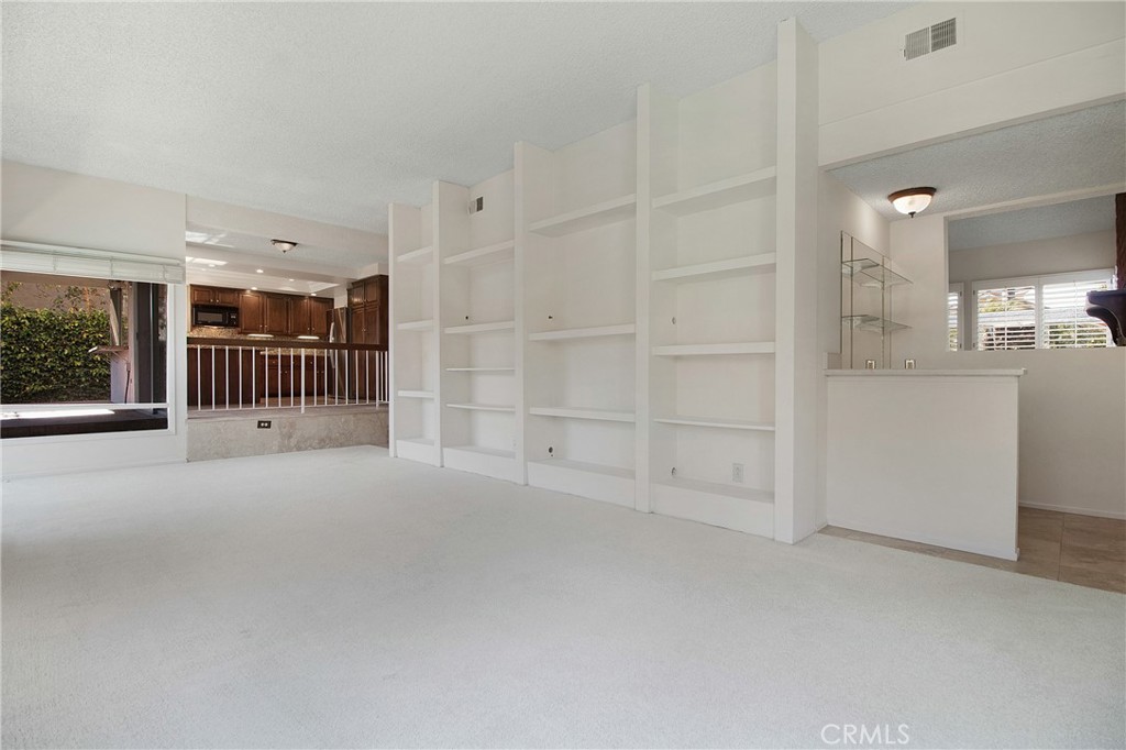 3808 Mistral Drive Huntington Beach, CA 92649 - Photo 7 of 28