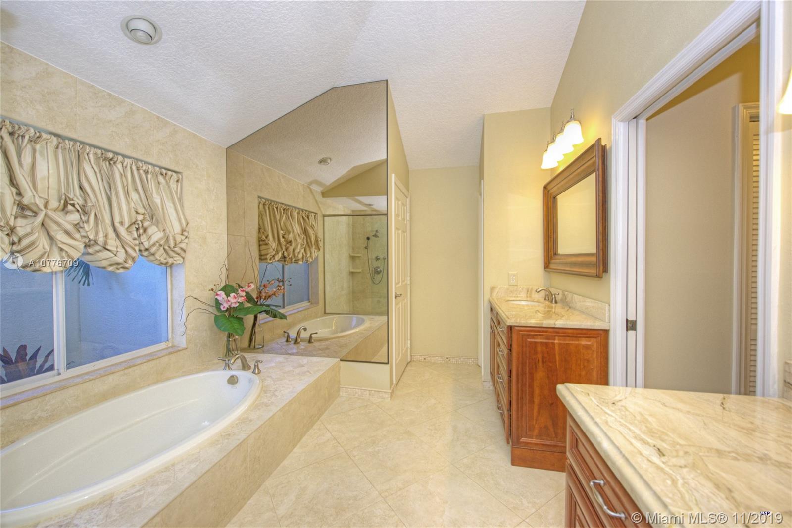 6627 Wood Lake Road Jupiter, FL 33458 - Photo 17 of 70 Gallery Image 17
