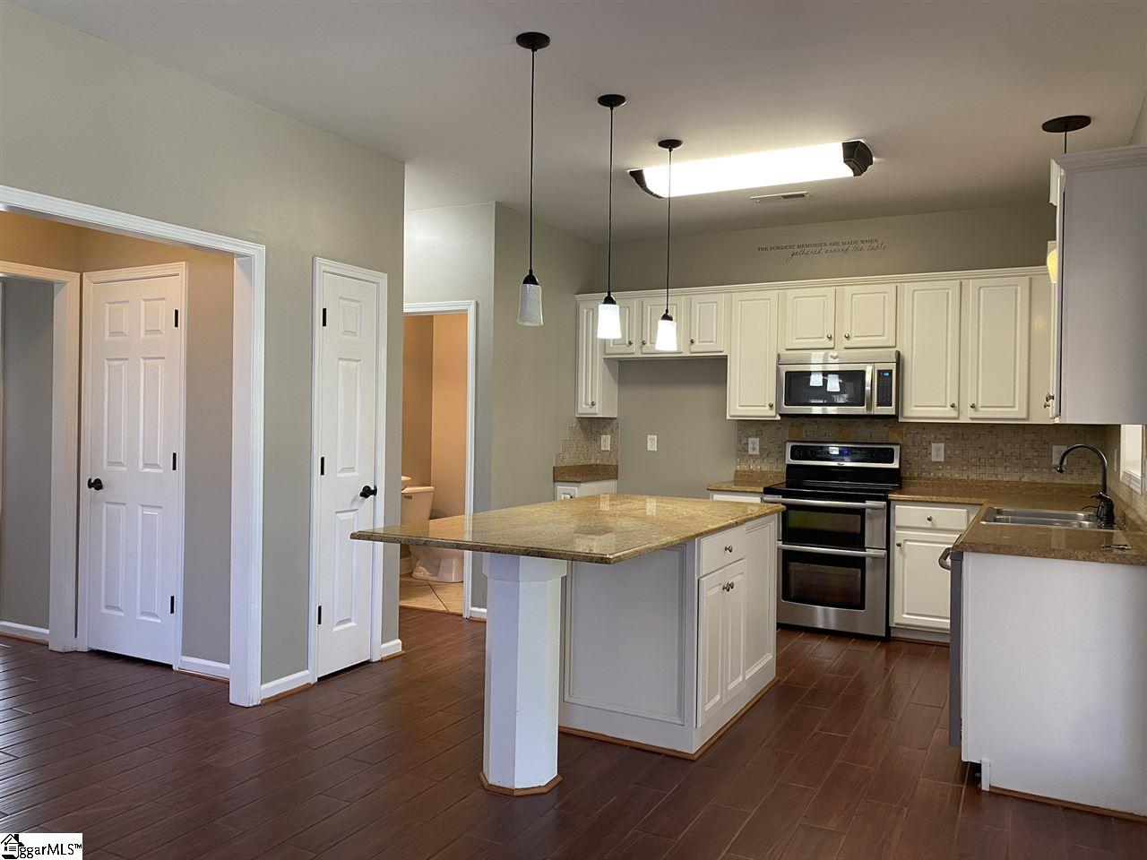 152 Slate Drive Boiling Springs, SC 29316 - Photo 4 of 31 Gallery Image 4