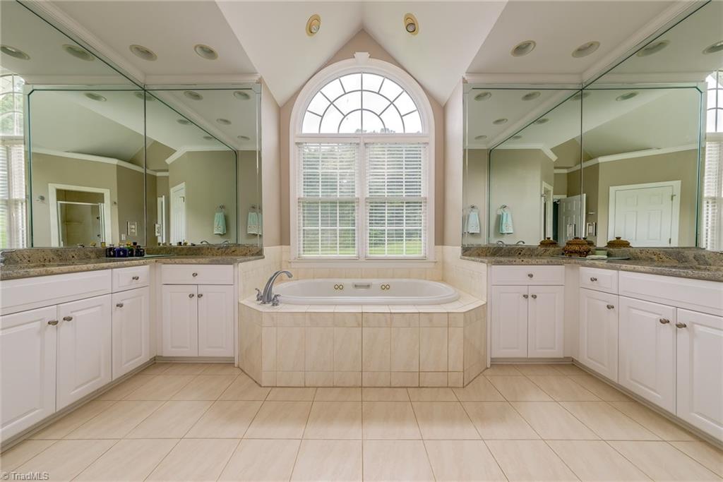 3880 River Ridge Road Pfafftown, NC 27040 - Photo 16 of 30 Gallery Image 16