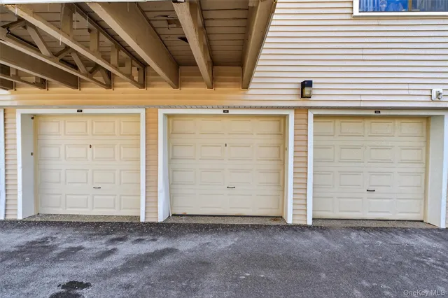 a view of a garage