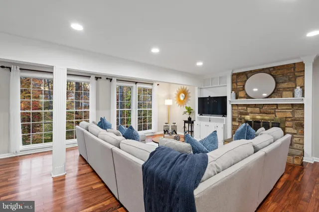 $1,199,000 | 11317 Edenderry Drive, Fairfax, VA 22030