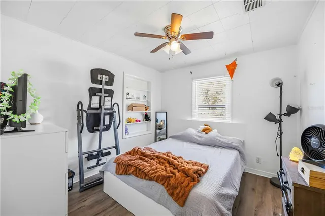 $420,000 | 1919 12th Avenue West, Bradenton, FL 34205