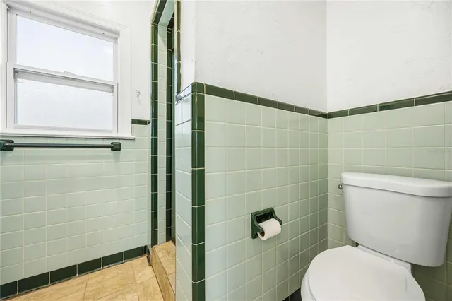 $420,000 | 1919 12th Avenue West, Bradenton, FL 34205