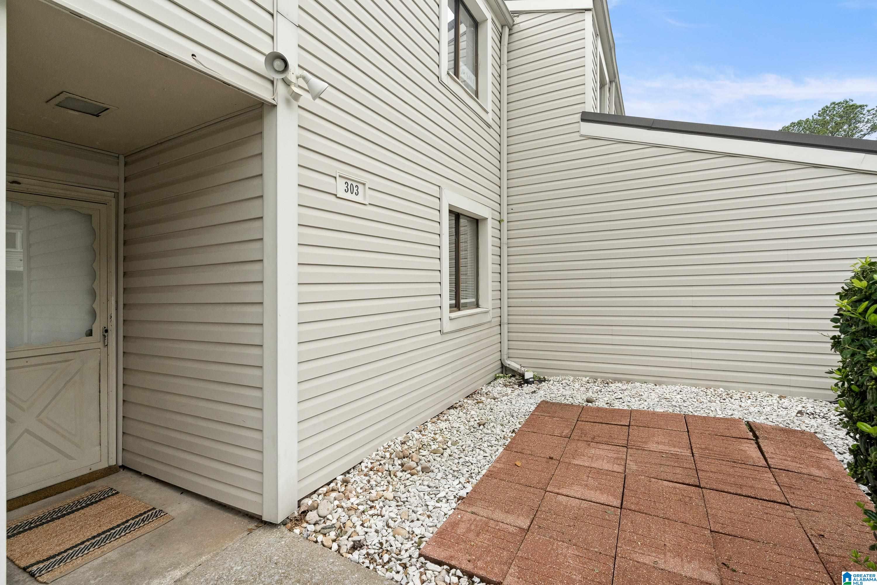 303 Running Brook Road, Unit 303 Hoover, AL 35226 - Photo 2 of 26