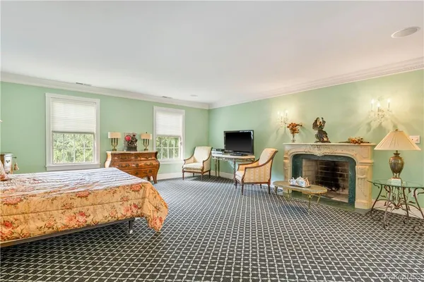 $2,300,000 | 6 Love Lane, Harrison, NY 10528