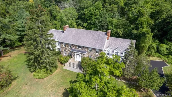 $2,300,000 | 6 Love Lane, Harrison, NY 10528